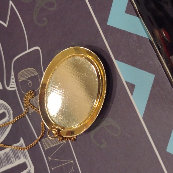 Antique cameo necklace - Picture 2 of 2